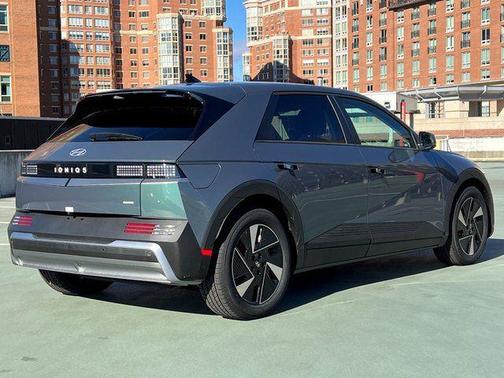 2026 Hyundai IONIQ 5 SEL