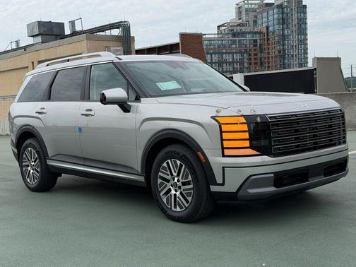 Typhoon Silver Metallic 2026 Hyundai Palisade Hybrid SEL Premium 7P