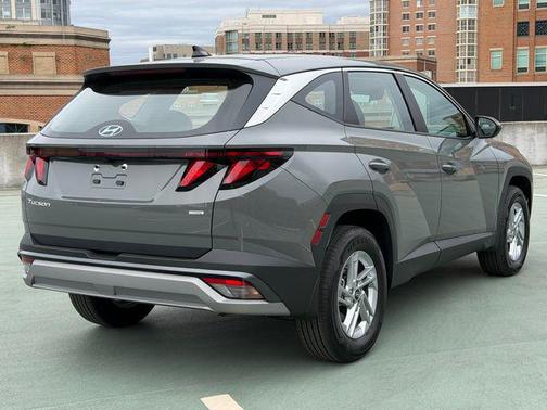 Gray 2026 Hyundai TUCSON SE