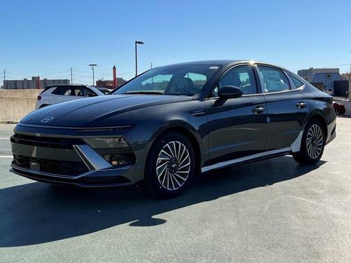 2026 Hyundai SONATA Hybrid SE