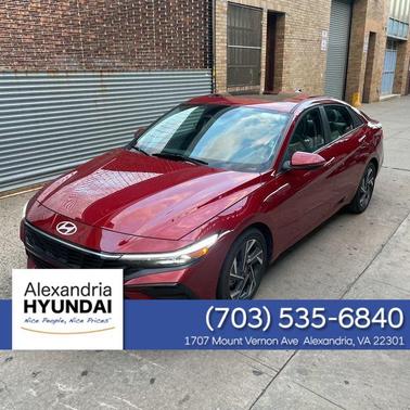 2025 Hyundai ELANTRA Limited