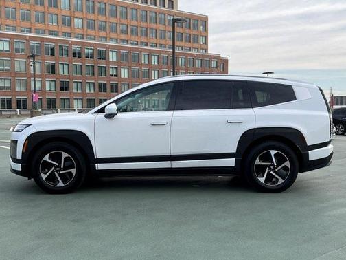 2026 Hyundai IONIQ 9 SE