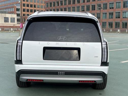2026 Hyundai IONIQ 9 SE