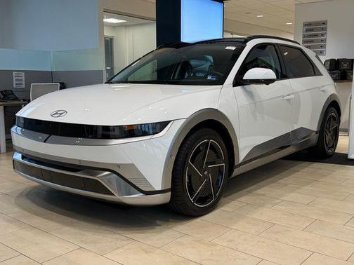 Atlas White 2026 Hyundai IONIQ 5 Limited