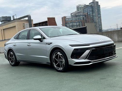 2026 Hyundai SONATA SEL