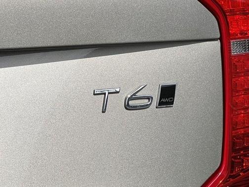 2021 Volvo XC90 T6 Inscription
