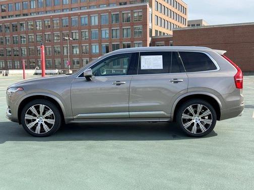 2021 Volvo XC90 T6 Inscription