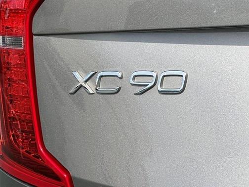 2021 Volvo XC90 T6 Inscription