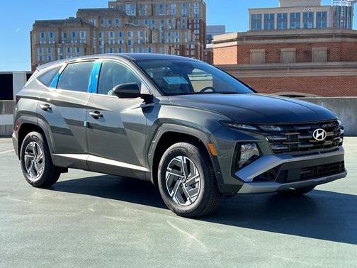 2026 Hyundai TUCSON Hybrid Blue SE