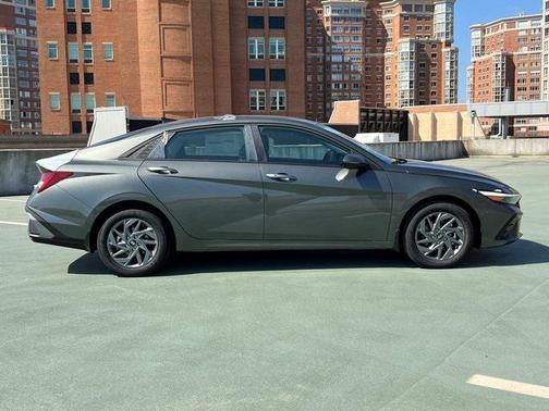 2025 Hyundai ELANTRA HEV Blue