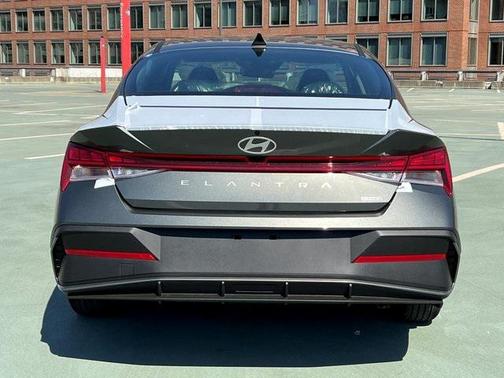 2025 Hyundai ELANTRA HEV Blue