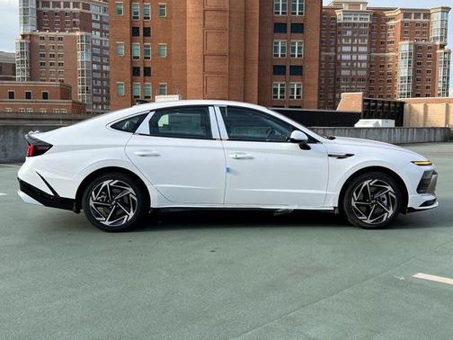 2026 Hyundai SONATA SEL