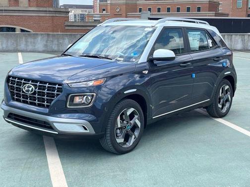 Denim w/White Roof 2026 Hyundai VENUE SEL w/Two-Tone Roof
