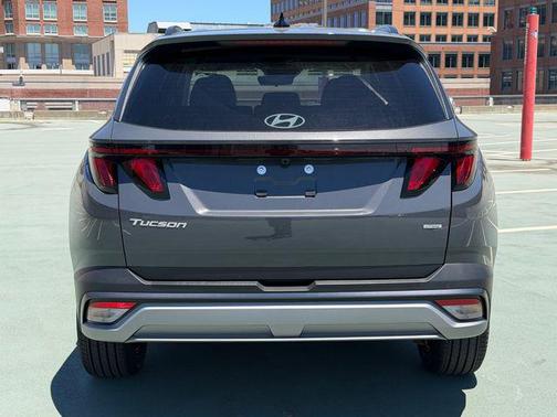 Ecotronic Gray 2026 Hyundai TUCSON SEL Plus