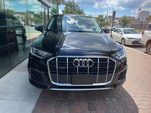 2020 Audi Q7 55 Premium Plus