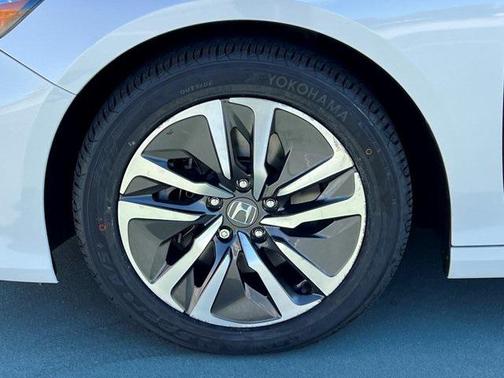 2019 Honda Accord Hybrid Base