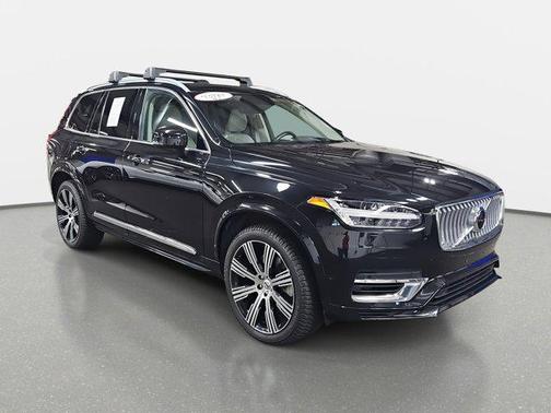 2022 Volvo XC90 Recharge Plug-In Hybrid T8 Inscription 7 Passenger
