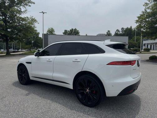 2017 Jaguar F-PACE S