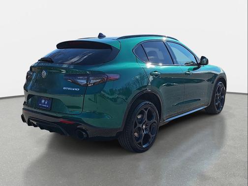 2025 Alfa Romeo Stelvio Sprint AWD