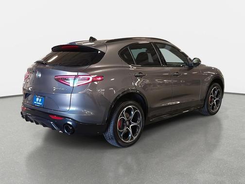 2025 Alfa Romeo Stelvio Sprint AWD