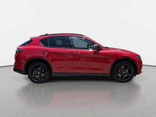 2024 Alfa Romeo Stelvio Veloce AWD