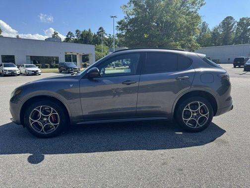 2024 Alfa Romeo Stelvio Ti