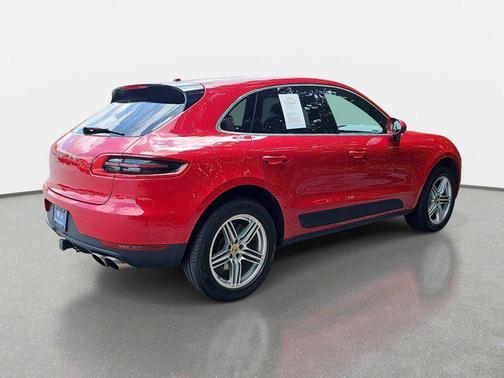 2018 Porsche Macan Base