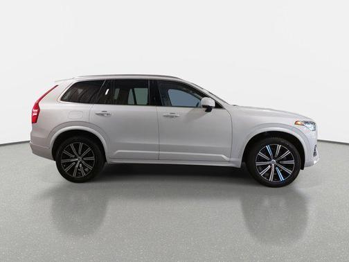 2023 Volvo XC90 B5 Core