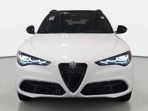 2025 Alfa Romeo Stelvio Sprint AWD