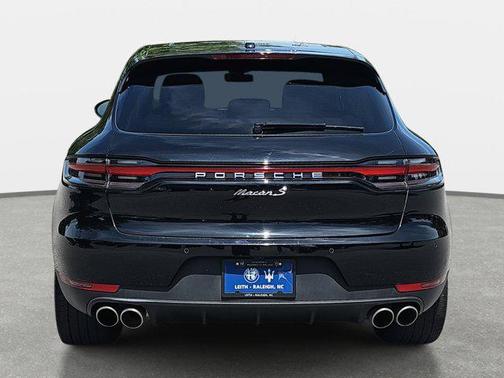 2021 Porsche Macan Base