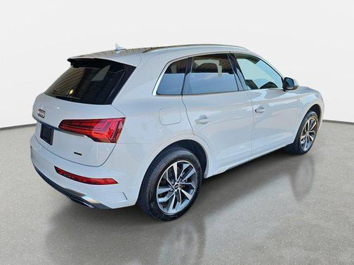 2024 Audi Q5 45 S line Premium Plus