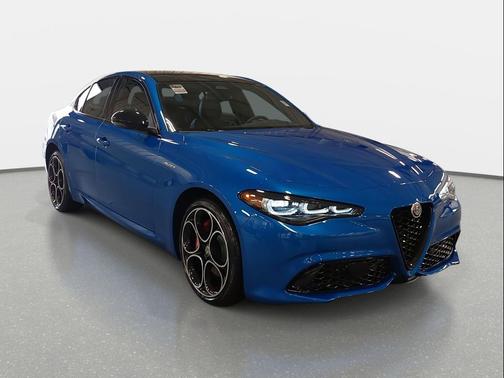 2025 Alfa Romeo Giulia AWD