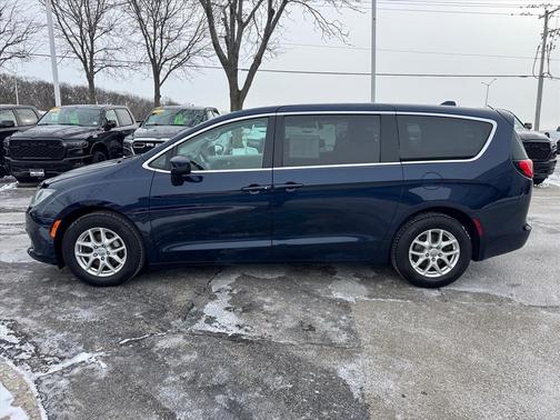 2017 Chrysler Pacifica Touring