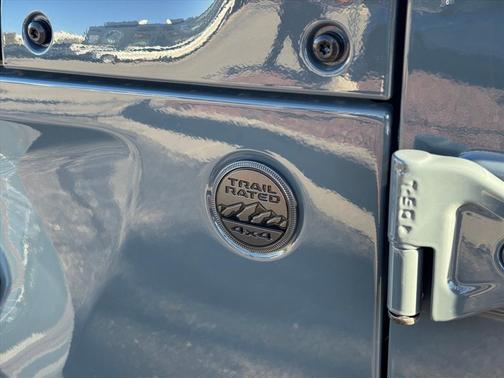 2025 Jeep Gladiator High Tide