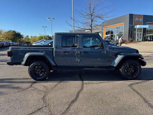 2025 Jeep Gladiator High Tide
