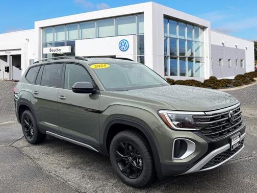 2025 Volkswagen Atlas 2.0T Peak Edition