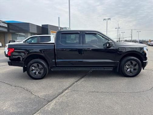 2023 Ford F-150 Lightning LARIAT