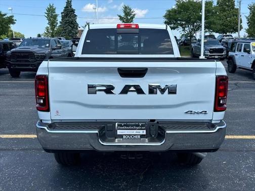 2025 RAM 2500 Tradesman Crew Cab 4x4 6'4' Box