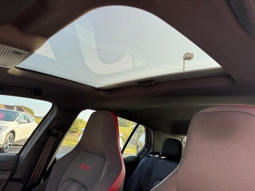 2023 Volkswagen Golf GTI 1.4T TSI