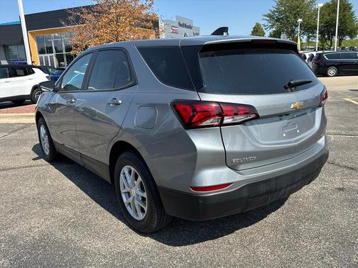 2023 Chevrolet Equinox LS
