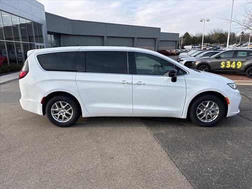 2025 Chrysler Pacifica L