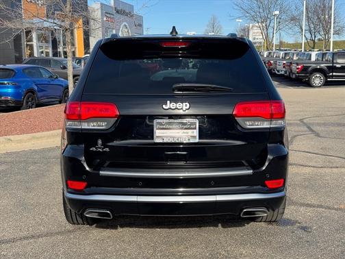 2017 Jeep Grand Cherokee Summit