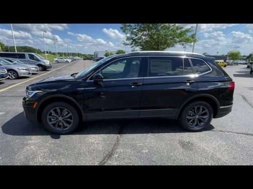 2022 Volkswagen Tiguan 2.0T SE 4MOTION