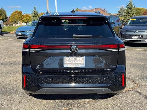 2026 Volkswagen Tiguan 2.0T SE R-Line Black 4MOTION