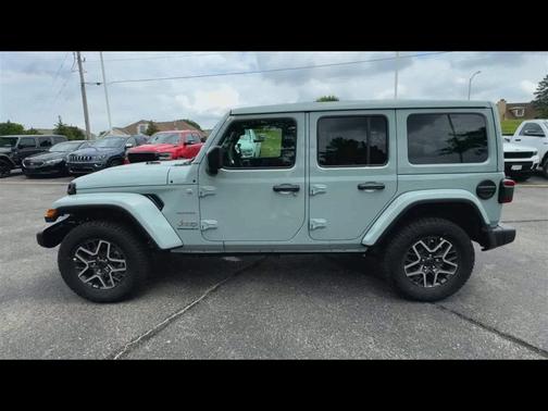 2024 Jeep Wrangler 4-Door Sahara 4x4