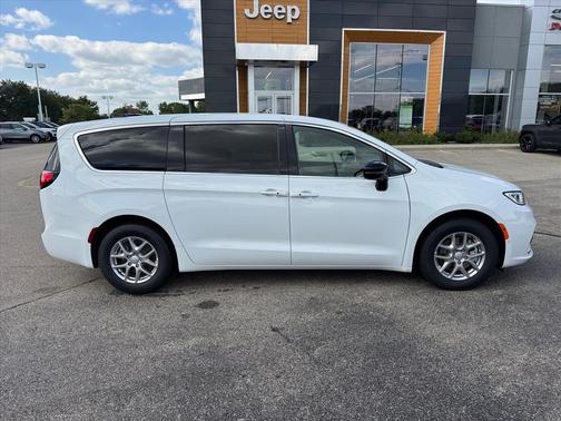 2026 Chrysler Pacifica L