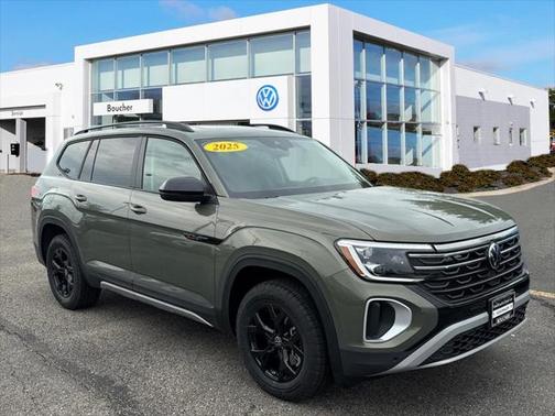 2025 Volkswagen Atlas 2.0T Peak Edition