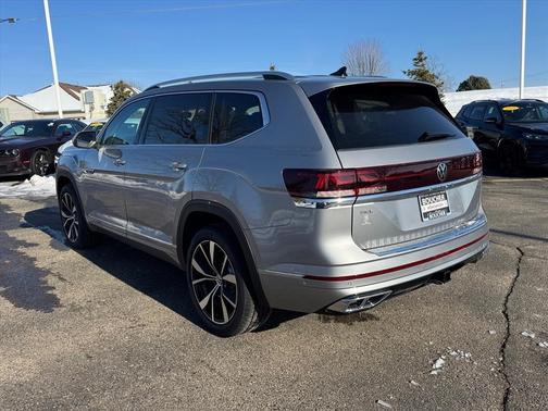 2026 Volkswagen Atlas 2.0T SEL Premium R-Line 4MOTION