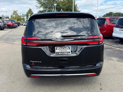 2026 Chrysler Pacifica L