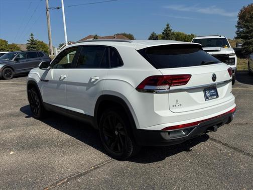 2022 Volkswagen Atlas Cross Sport 3.6L V6 SE w/Technology